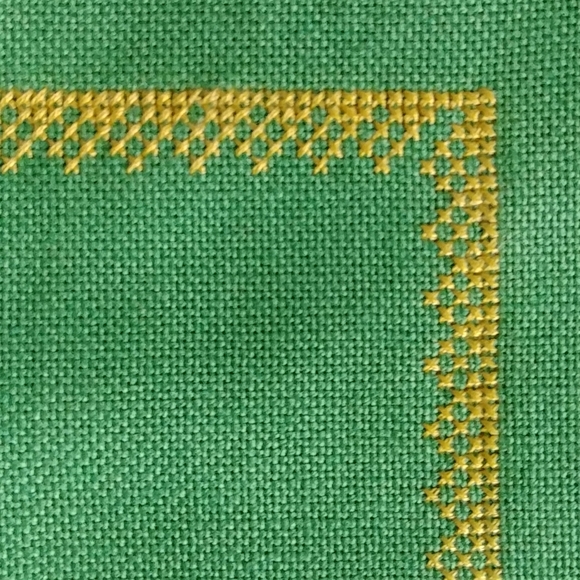 4/$15 - vintage hand made tray cloth or placemat